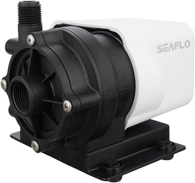 SEAFLO Fresh Water Pump — 500 GPH, 8.5 GPM, 8.2 PSI — main view